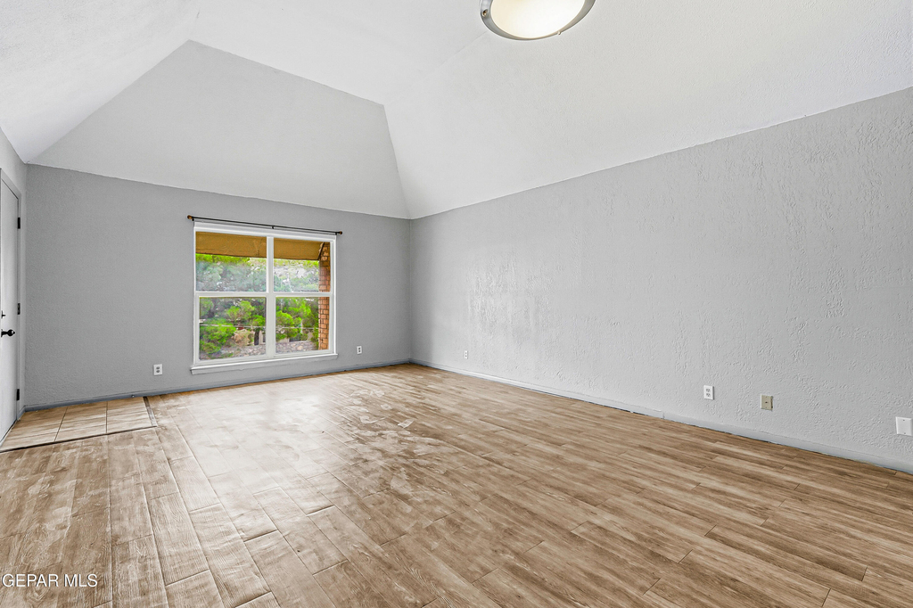 4433 N Stanton Street - Photo 42