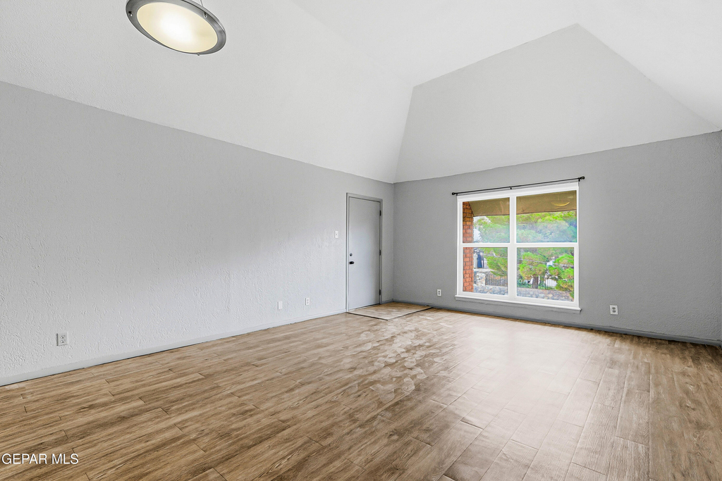 4433 N Stanton Street - Photo 45