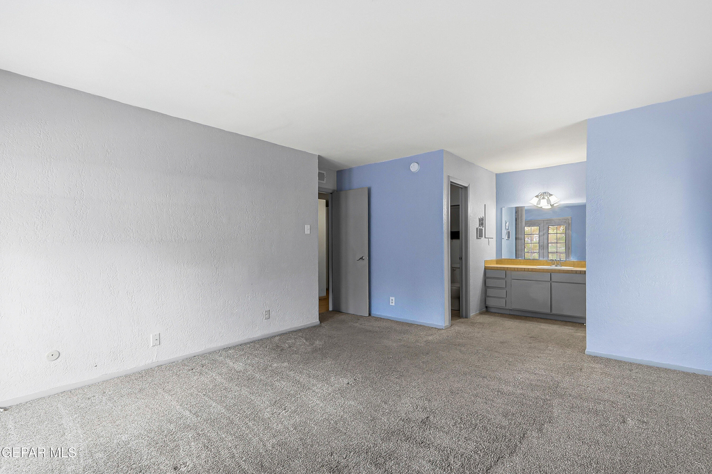 4433 N Stanton Street - Photo 33