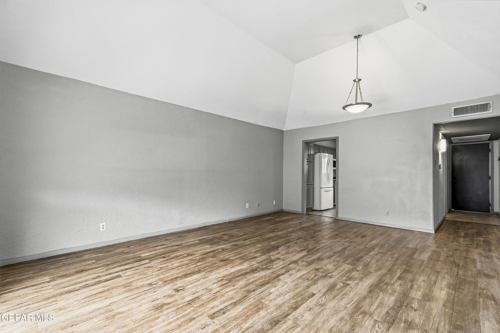 4433 N Stanton Street - Photo 43