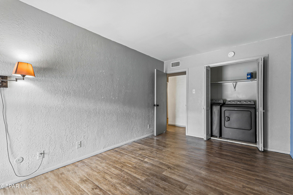 4433 N Stanton Street - Photo 38