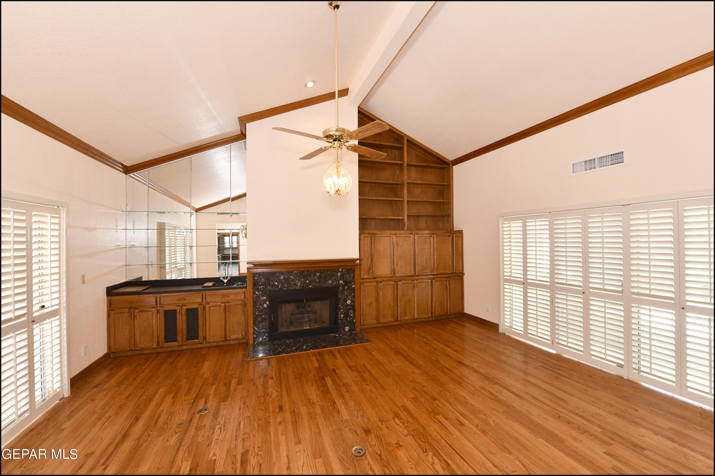 1004 Los Jardines Circle - Photo 6
