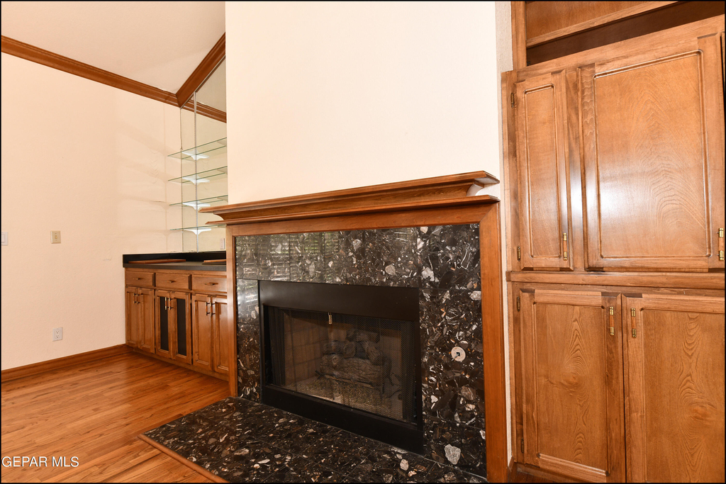 1004 Los Jardines Circle - Photo 7