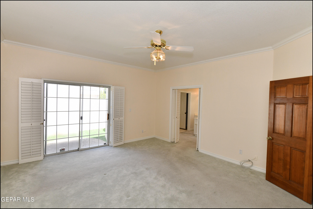 1004 Los Jardines Circle - Photo 19
