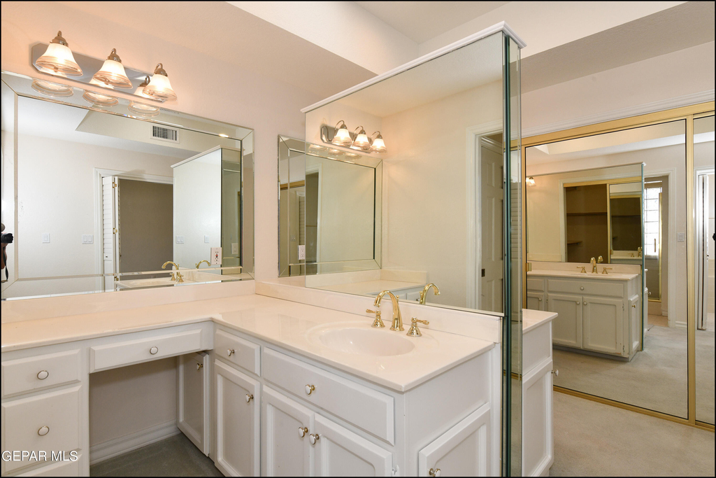1004 Los Jardines Circle - Photo 22