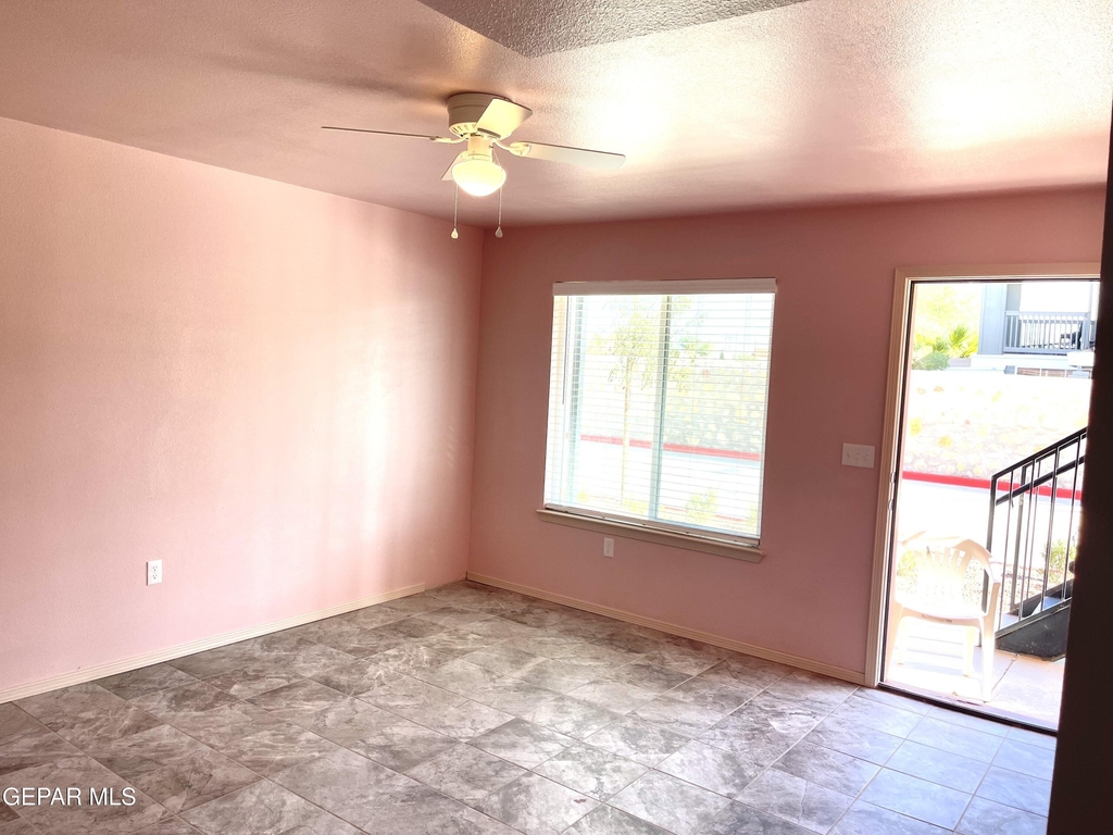 445 Gallagher Street - Photo 4