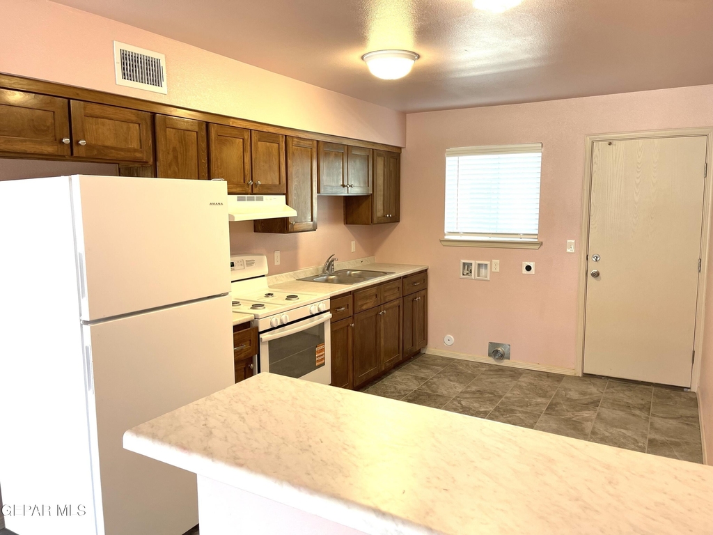 445 Gallagher Street - Photo 6