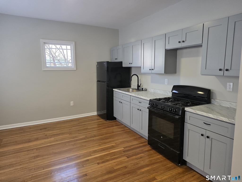 248 Bassett Street - Photo 2