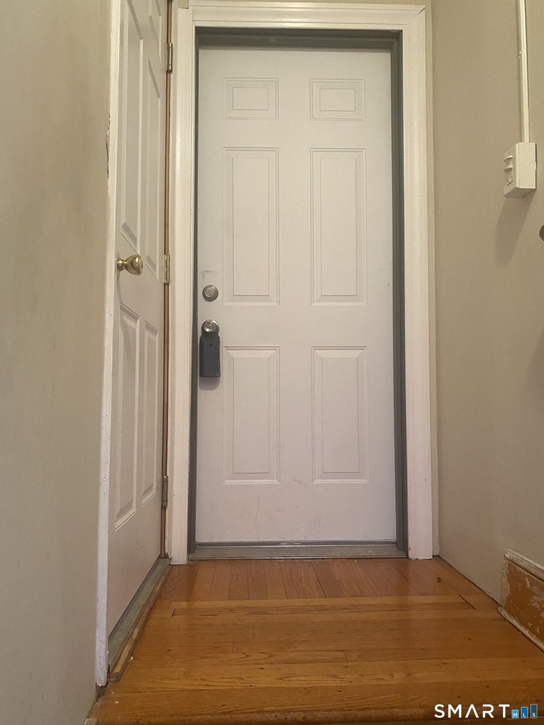 226-228 Seymour Avenue - Photo 3