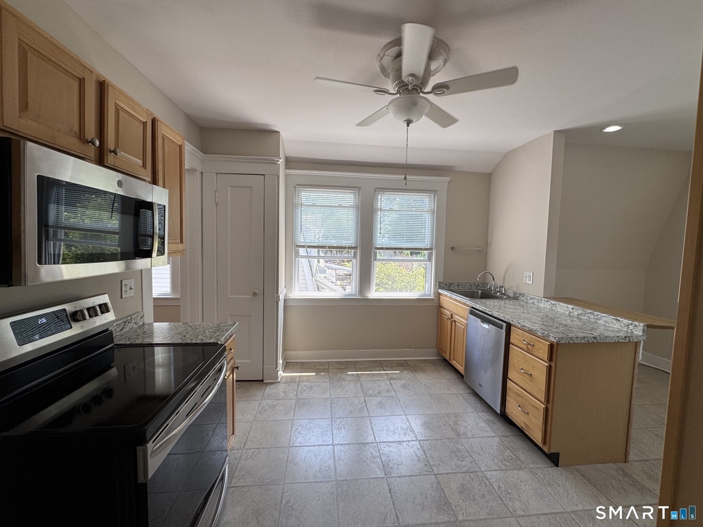 150 Concord Street - Photo 17