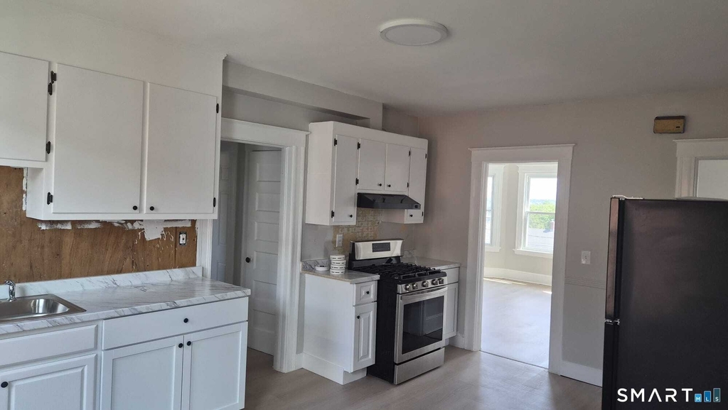383 Main Street - Photo 7