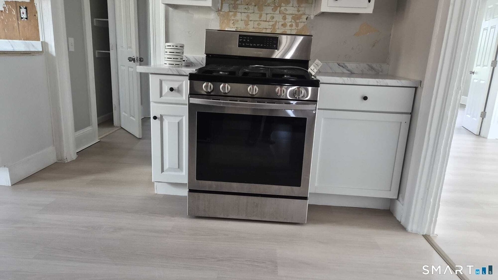 383 Main Street - Photo 8