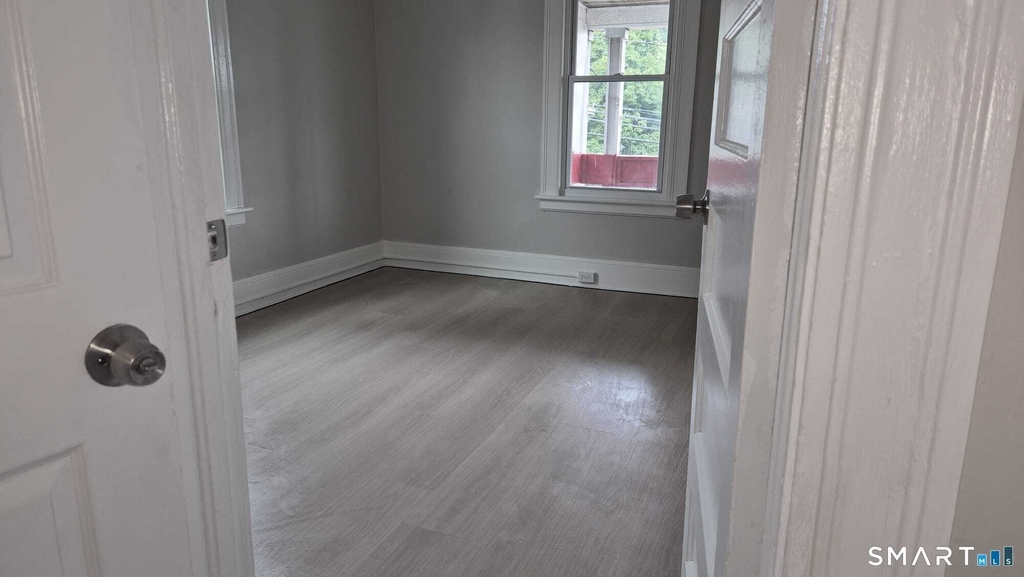 383 Main Street - Photo 17