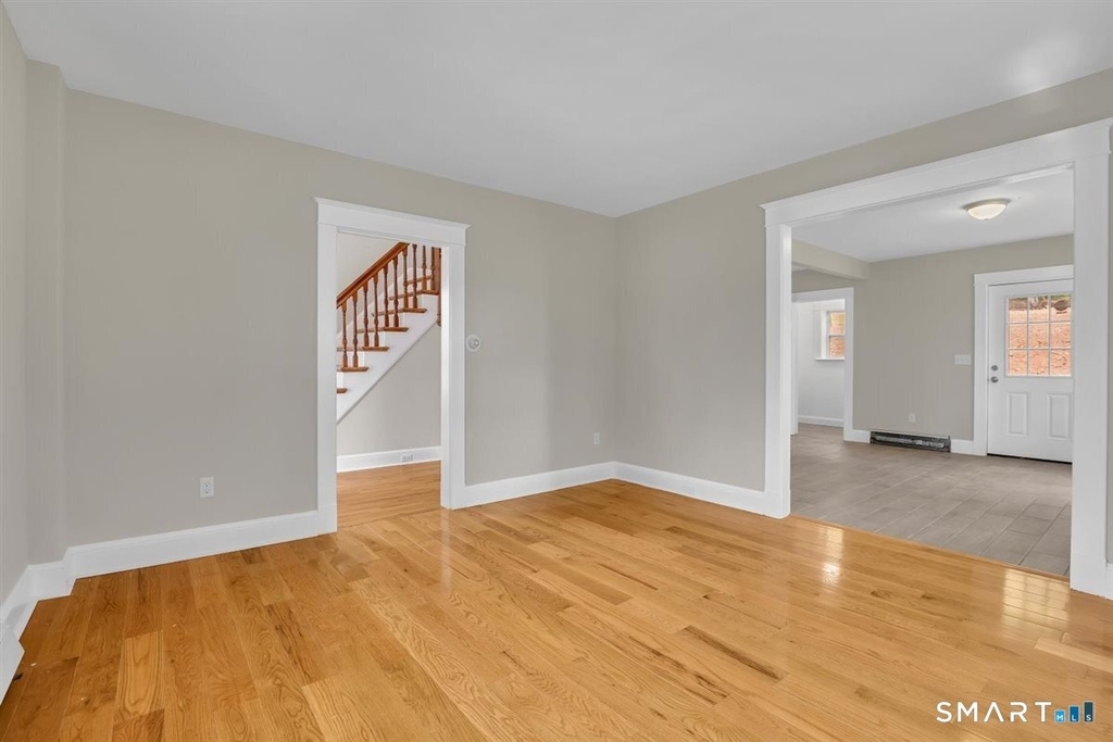 672 Main Street - Photo 2