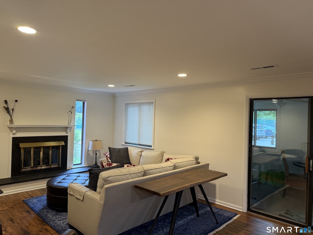 139 Hollister Way - Photo 2