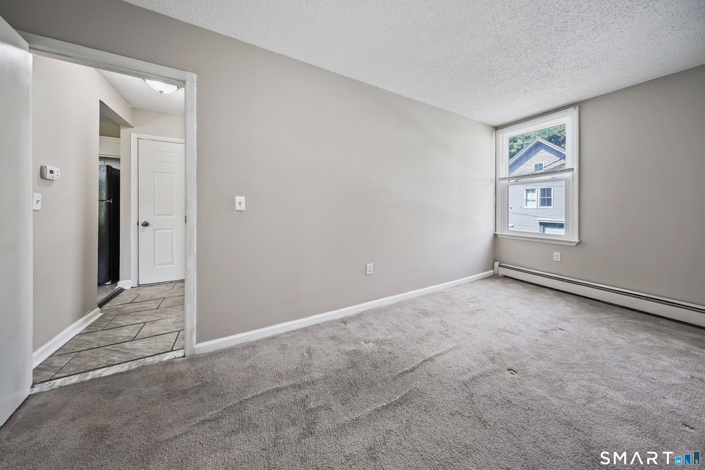 19 Hawkins Street - Photo 6