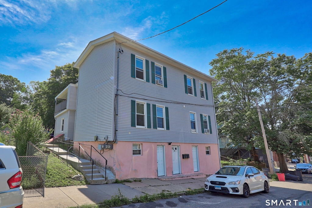 19 Hawkins Street - Photo 0