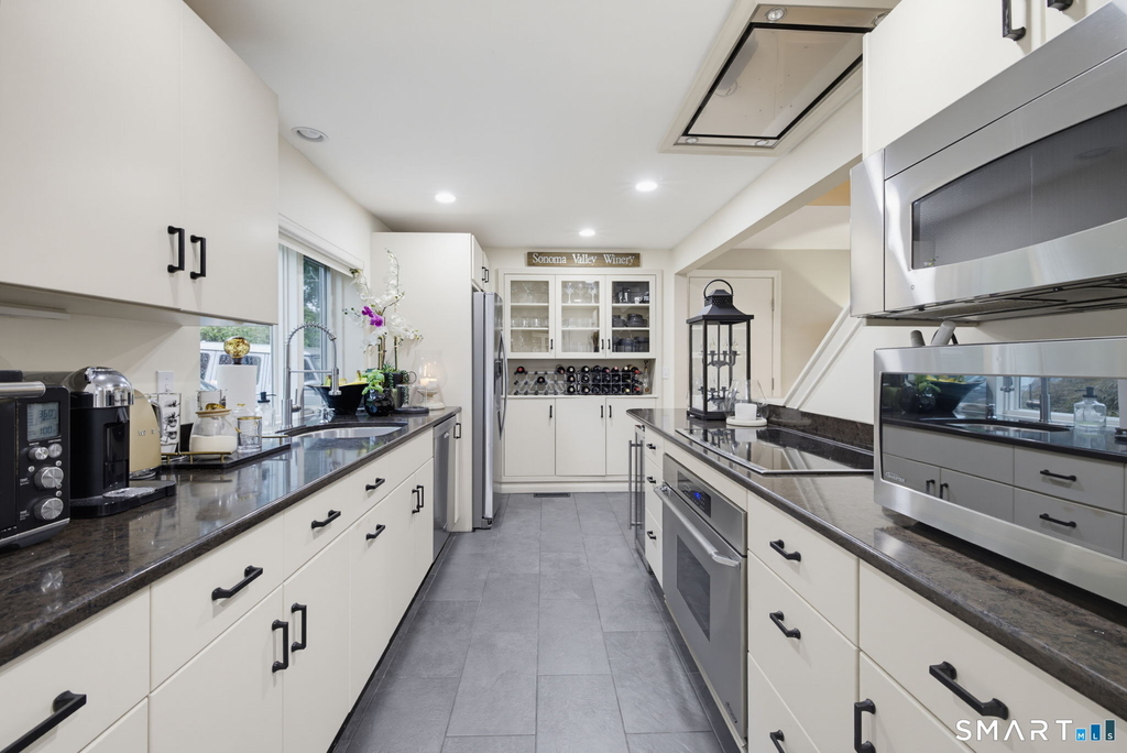 30 Riverside Avenue - Photo 17