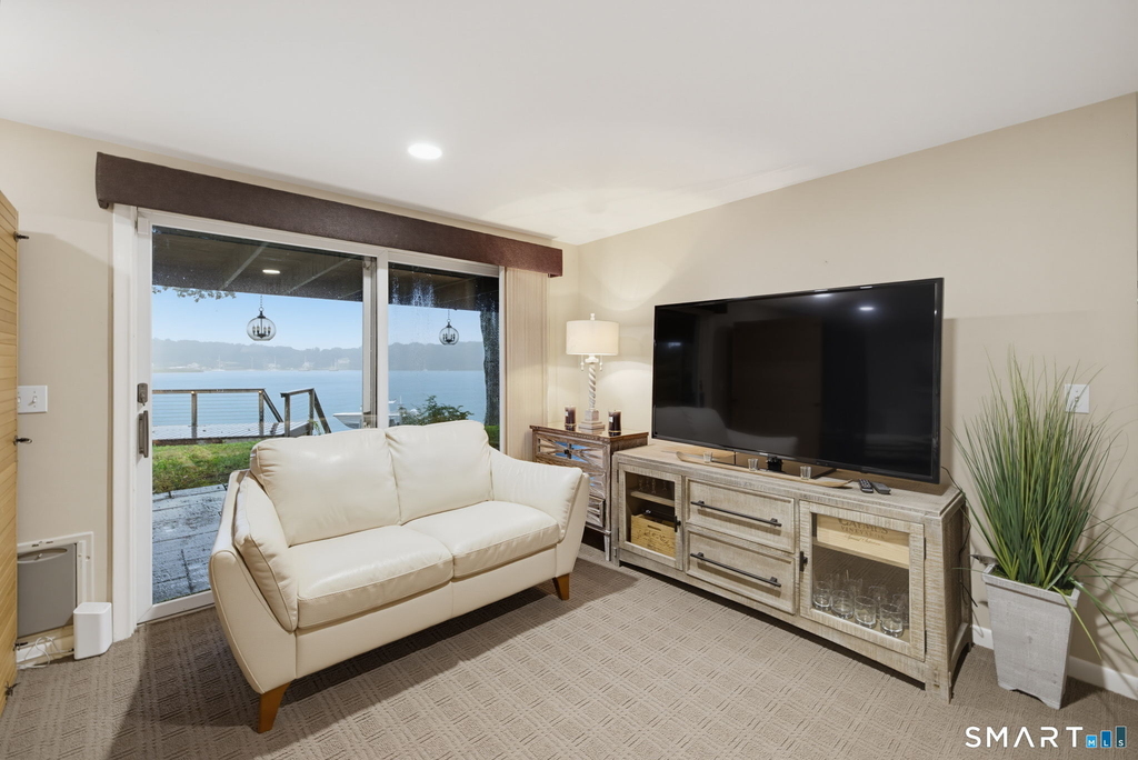 30 Riverside Avenue - Photo 33