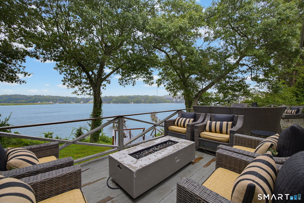 30 Riverside Avenue - Photo 1