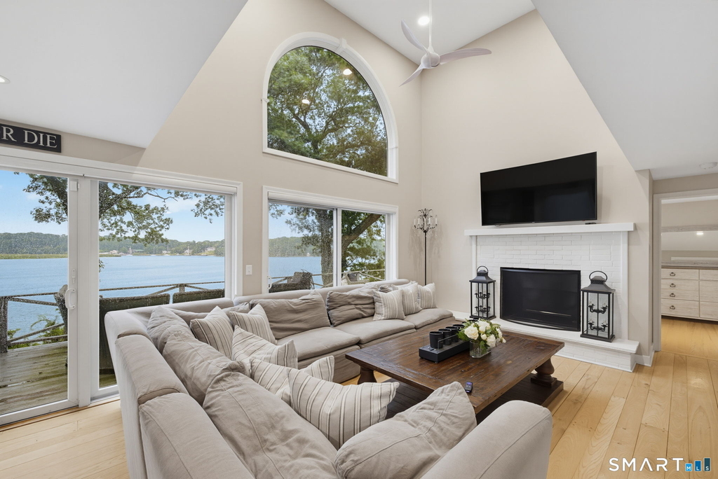 30 Riverside Avenue - Photo 10