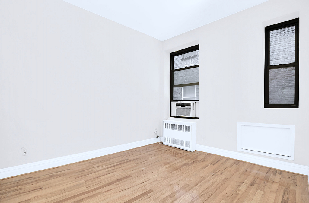 East 25th Street - Photo 2