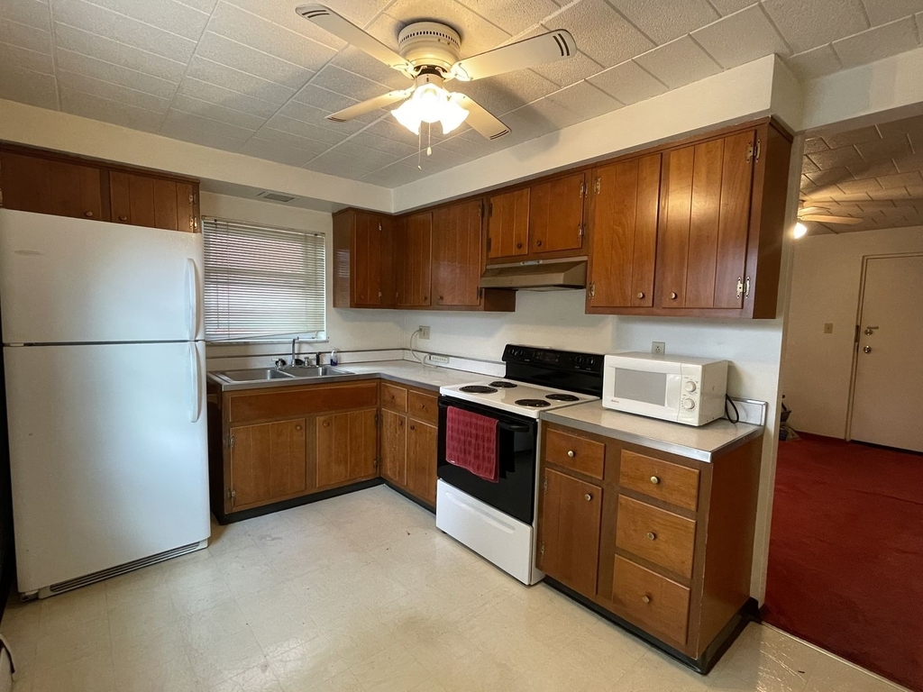 218 Lexington Avenue - Photo 8