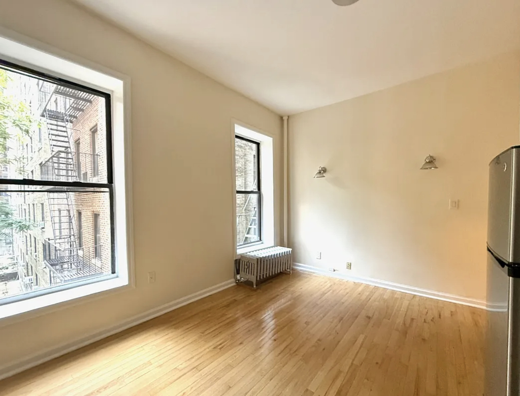 West 72nd Street - Photo 3