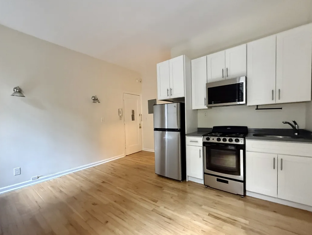 West 72nd Street - Photo 2