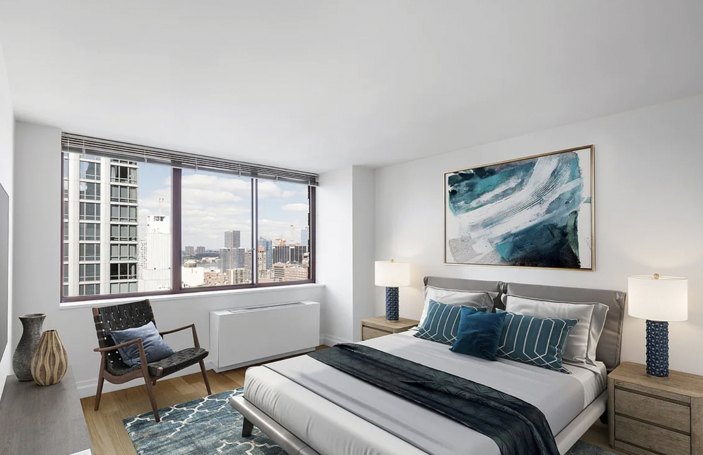  West 52nd Street - Photo 3