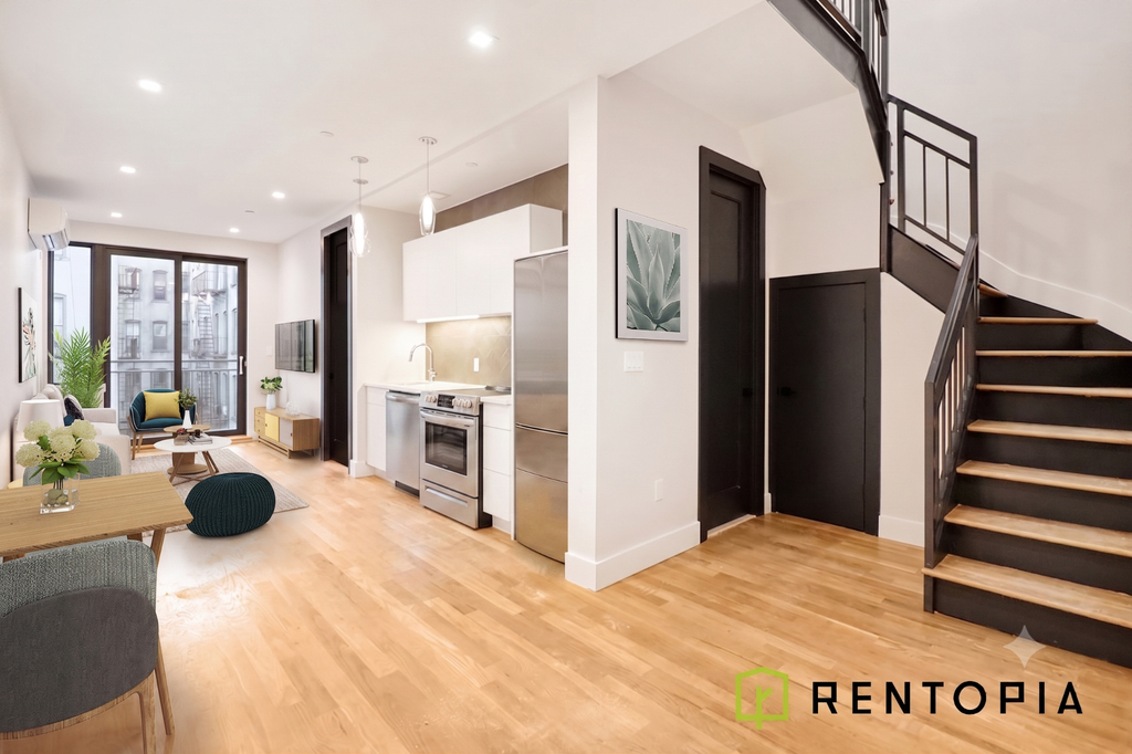 295 North 7th Street - Photo 0