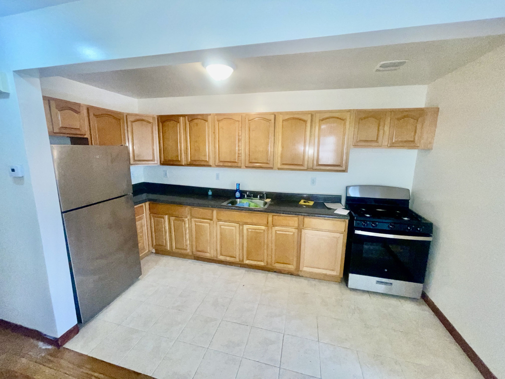 766 East 224th Street - Photo 4