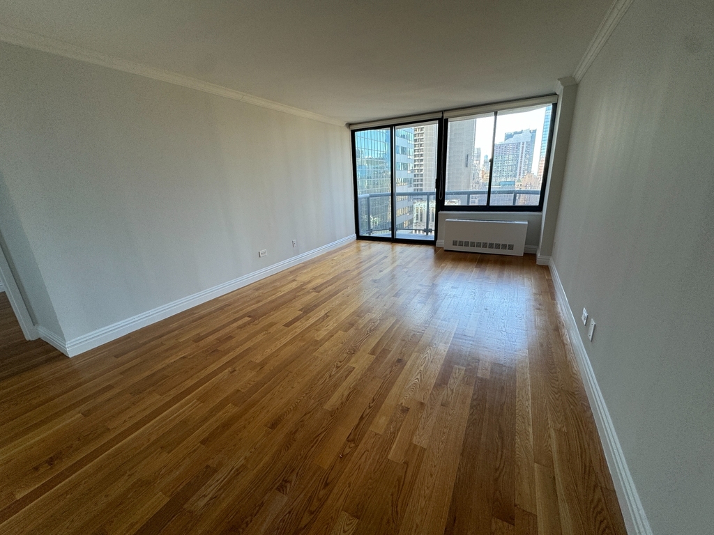 48th Street & 8th Ave. - Photo 3