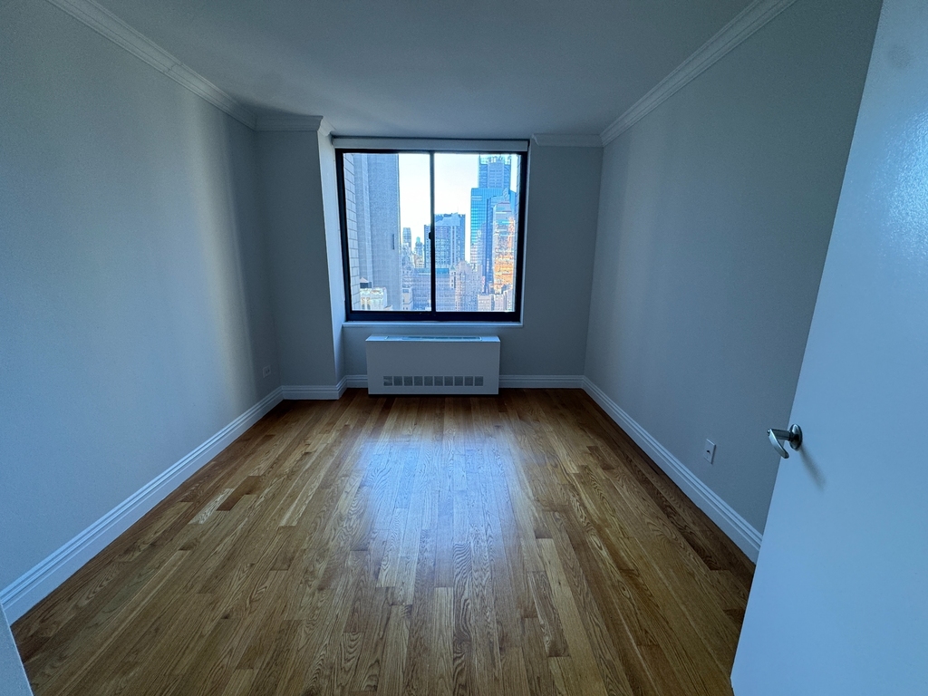 48th Street & 8th Ave. - Photo 9