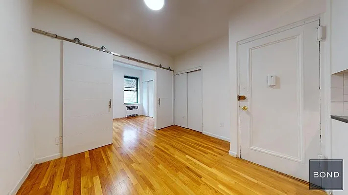 432 East 83rd Street - Photo 2