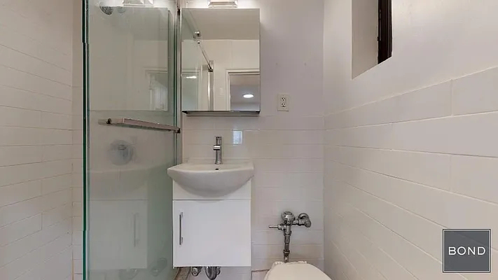 432 East 83rd Street - Photo 6