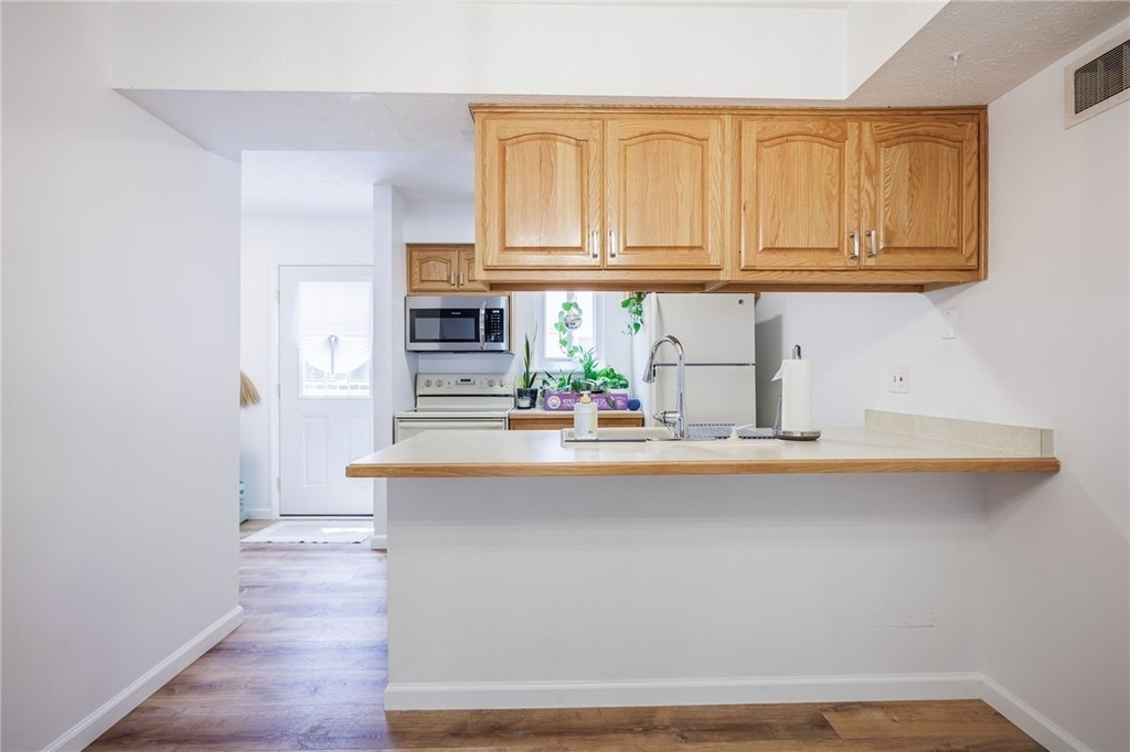 678 Eastbrooke Lane - Photo 7