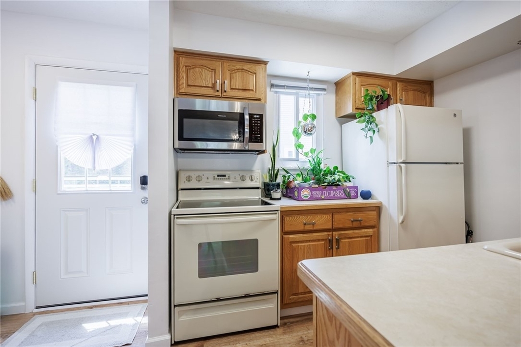 678 Eastbrooke Lane - Photo 8