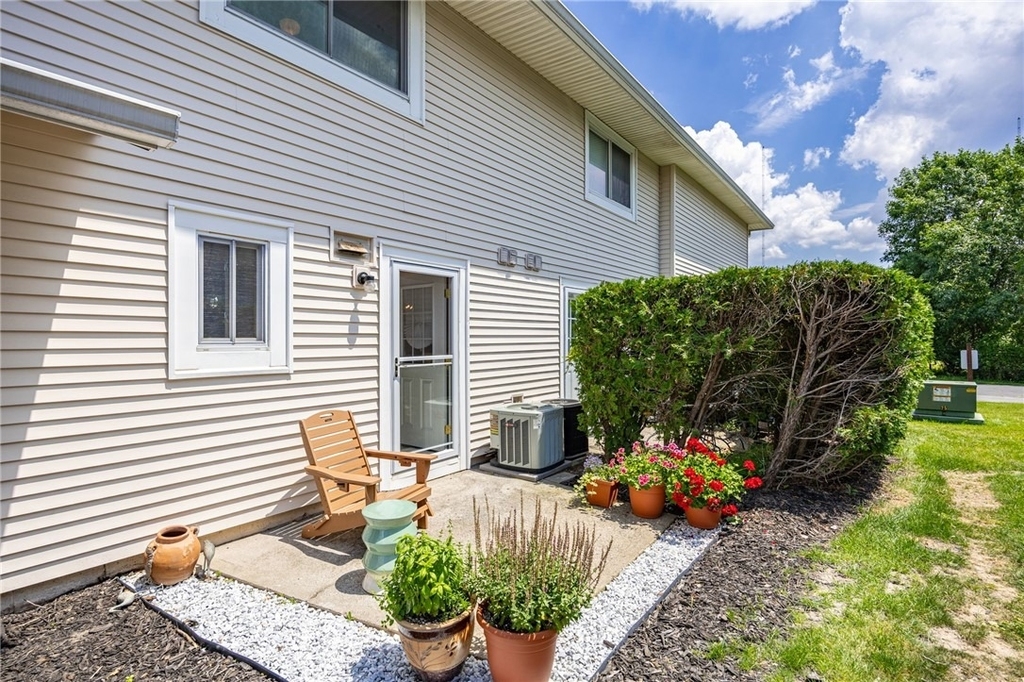 678 Eastbrooke Lane - Photo 22