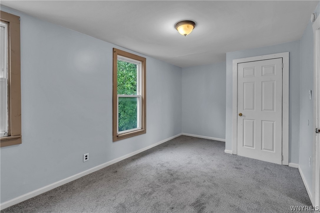 212 Lockwood Avenue - Photo 13
