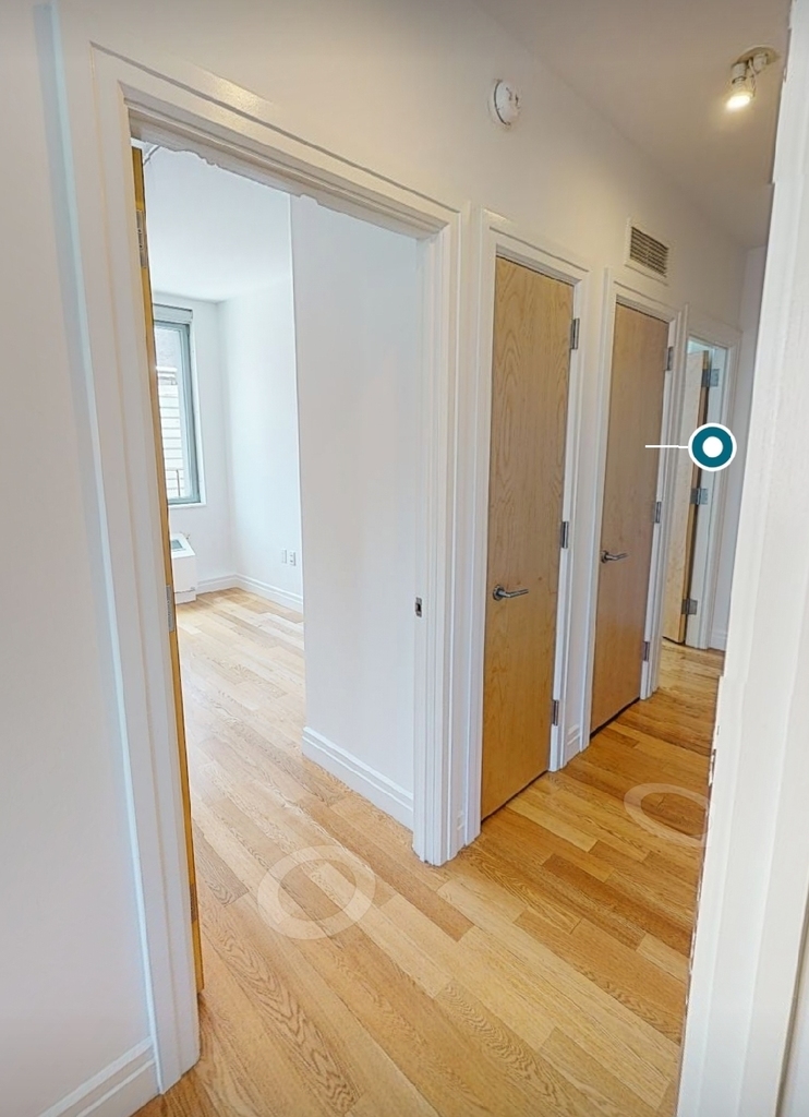 550 West 54th Street - Photo 2
