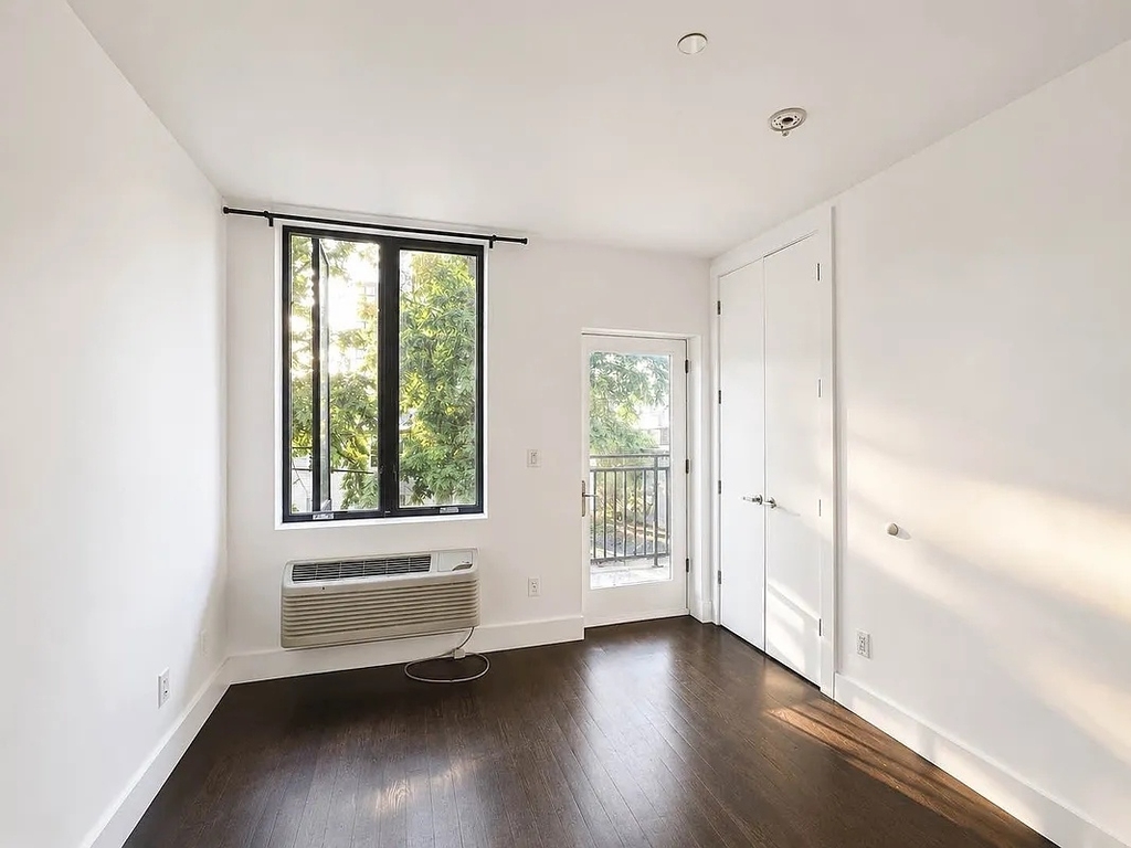 55 Stanhope Street - Photo 4