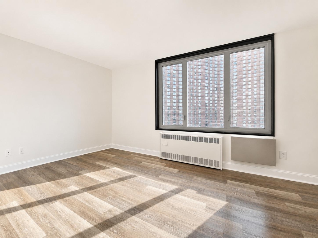 3333 Broadway - Photo 0
