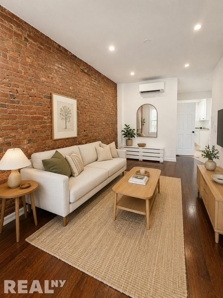 291 Fifth Avenue - Photo 0