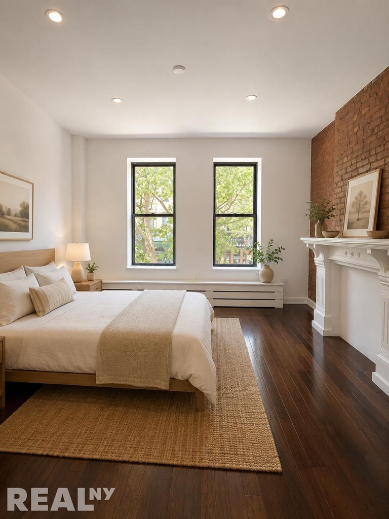 291 Fifth Avenue - Photo 2