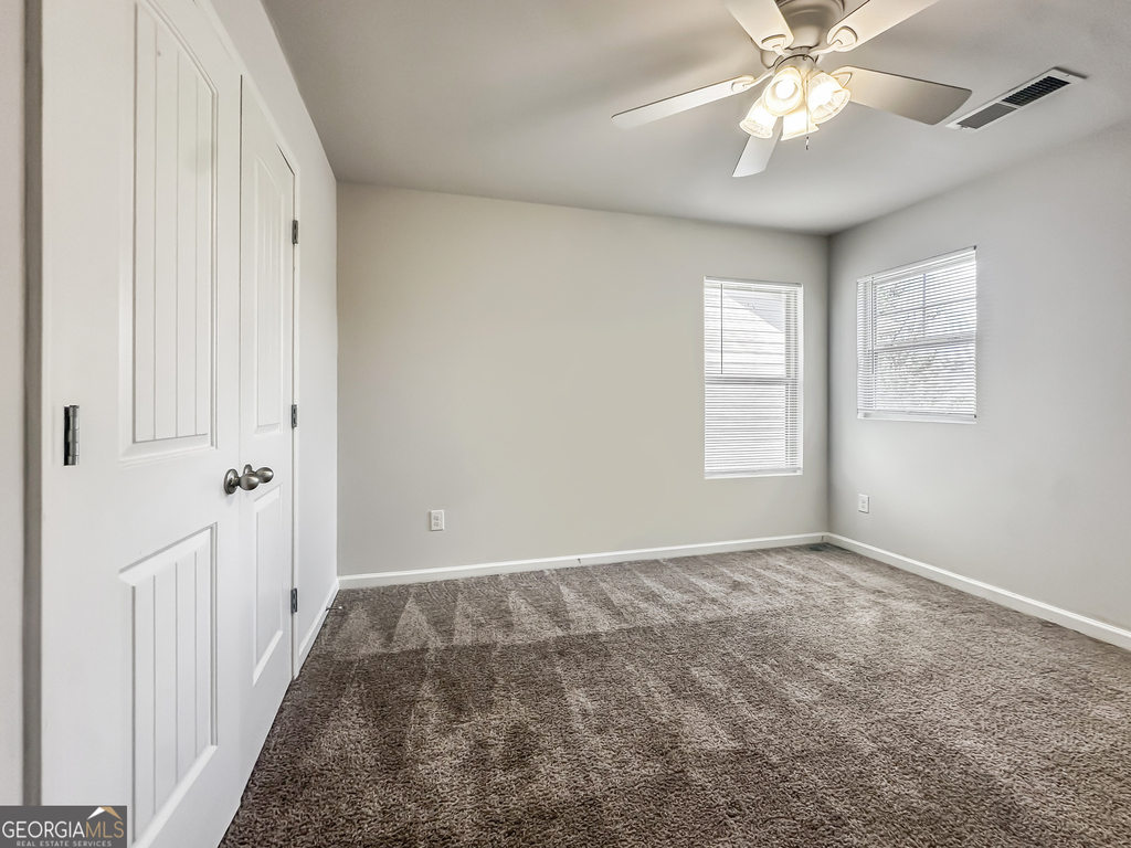 196 Daisy Circle - Photo 11