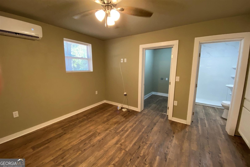 206 Sorrells Street - Photo 6