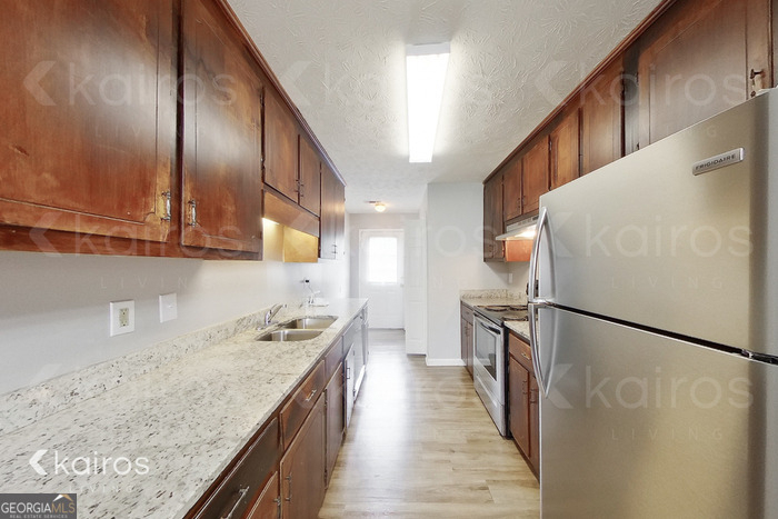 150 Deer Parkway - Photo 3