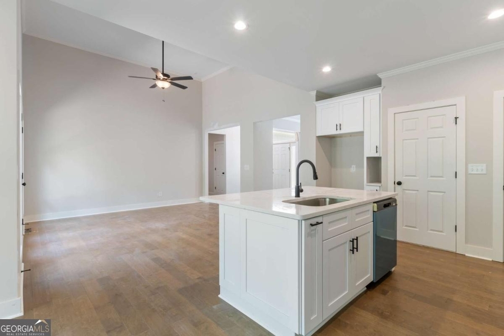 400 Ansley Drive - Photo 11