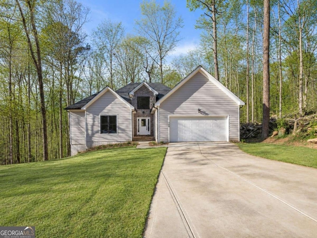 360 Ansley Drive - Photo 0